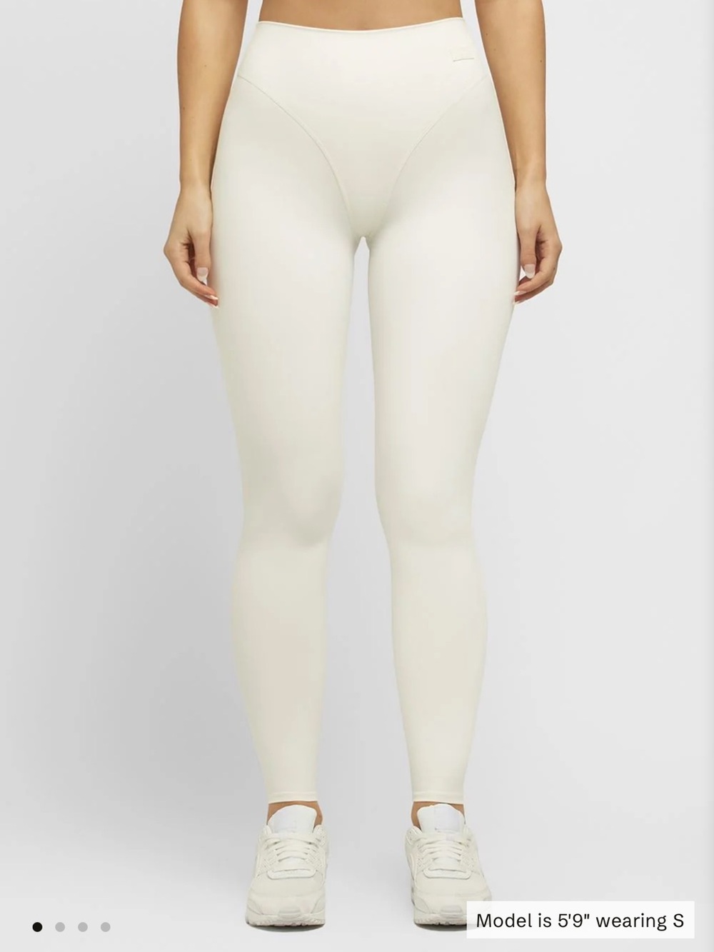 NamaClo Contour Leggings in White/Cream